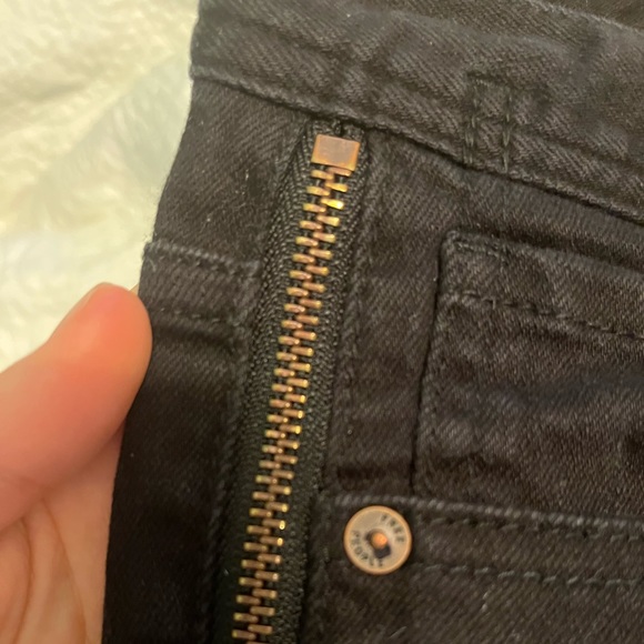 Cutest black free people jeans with zippers that open on each side! - Picture 4 of 6